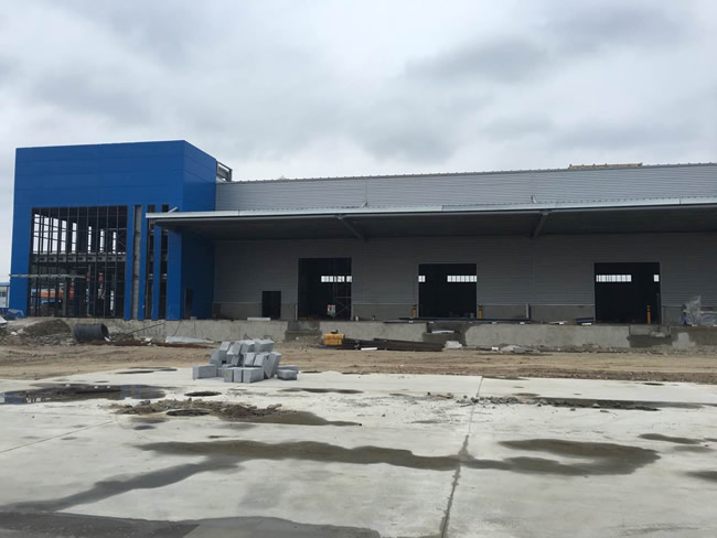 輕質(zhì)復(fù)合夾芯隔墻板施工案例